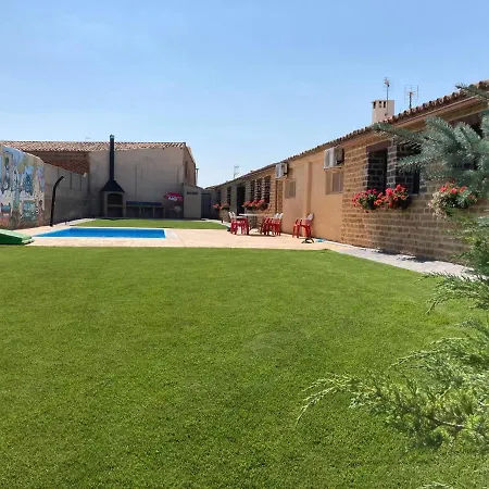 Casa Rural Campo Belchite 公寓